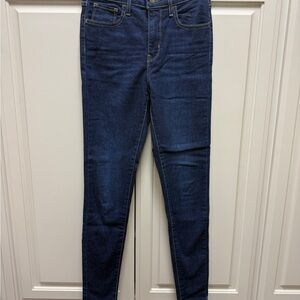 Levi's Dark Blue Skinny Jeans